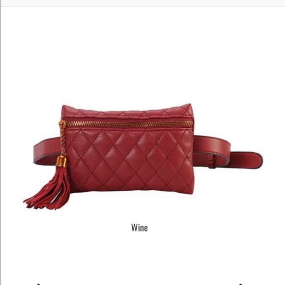 💕 2 colors💕Faux Leather Textured Fanny Pack💕 - Picture 2 of 5